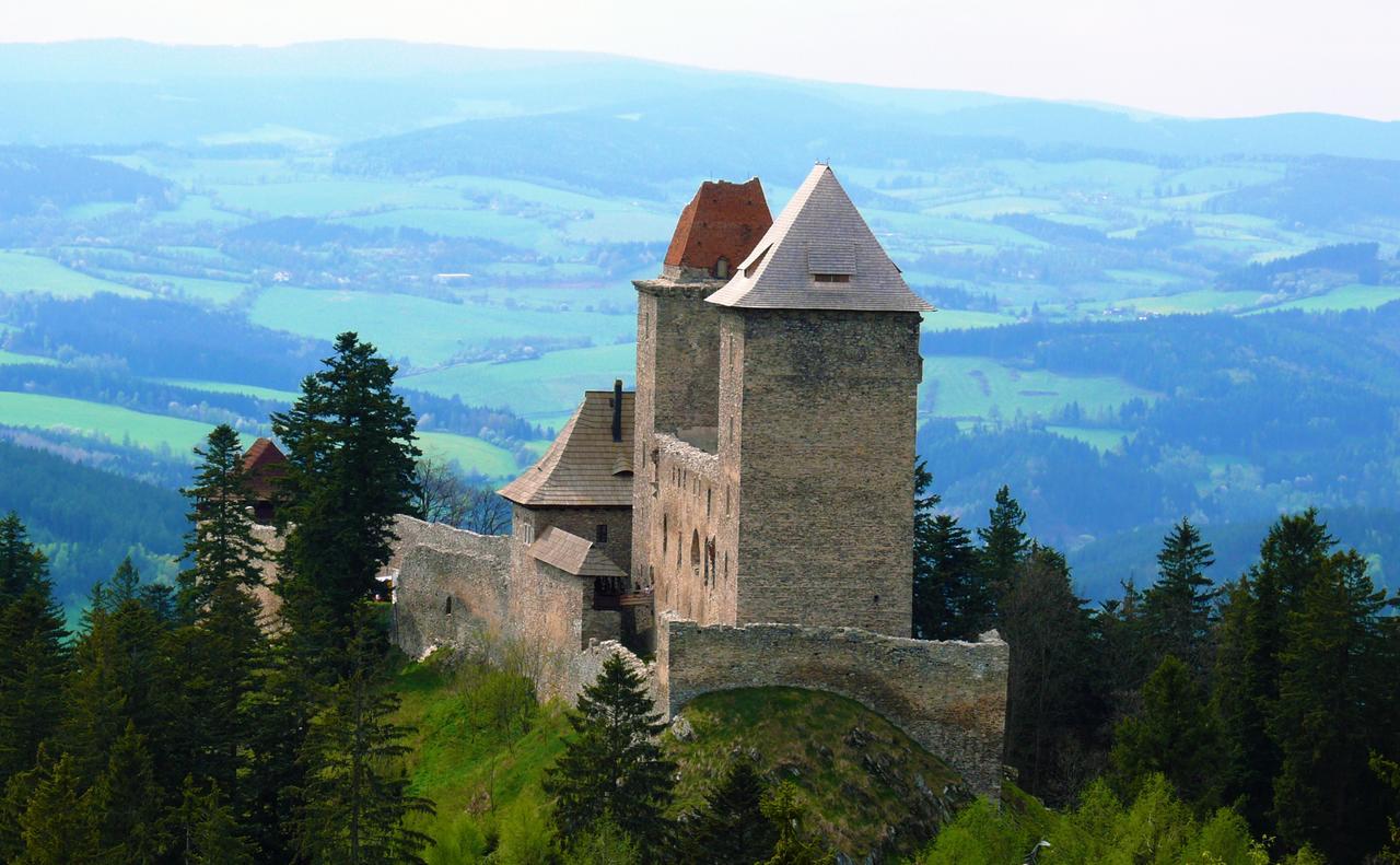 Nebespan Kasperske Hory Exterior photo